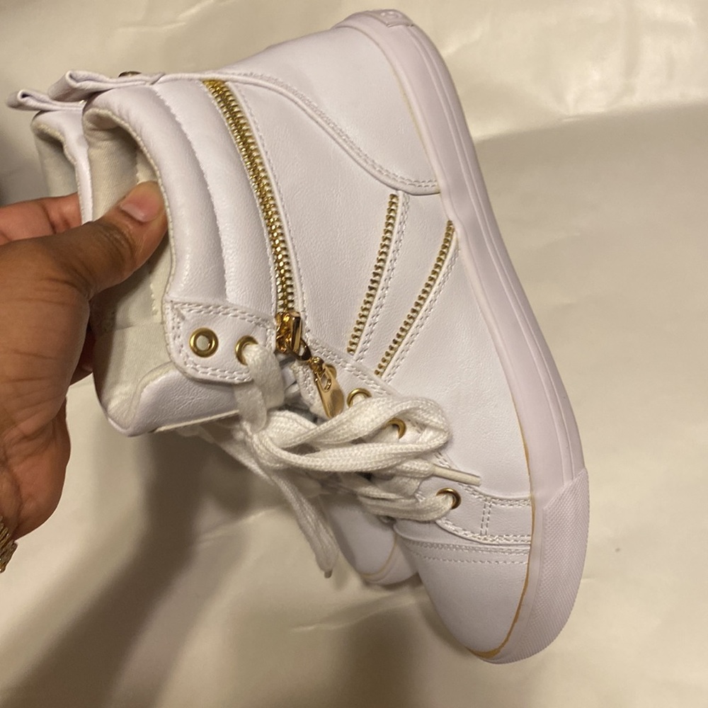 G by Guess HIGH TOP WHITE SNEAKERS WITH ZIP DESIGN SIZE 6.5M - Picture 8 of 13